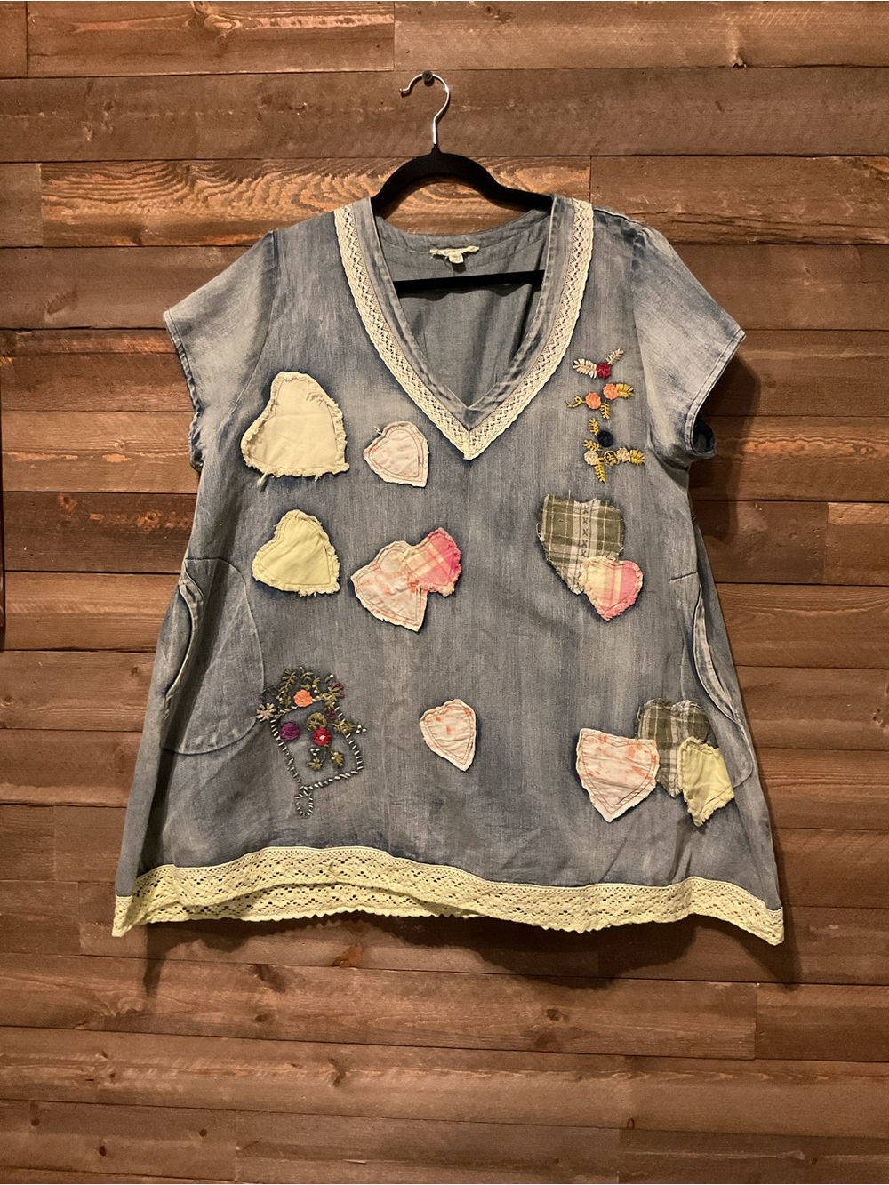 Blue Velvet Denim V-Neck All Over Patchwork Hearts White Lace Trim Size XL